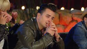 Andreas gabalier macht seinem vater wilhelm schwere vorwürfe. Sing Meinen Song Andreas Gabalier Zu Tranen Geruhrt News At