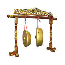 Siter dan celempung merupakan alat musik petik yang berada di dalam gamelan jawa. Sketsa Gambar Alat Musik Gambang Kromong