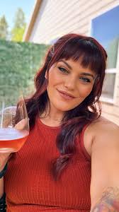 🏈🍸@fellowshipofthegrill is back for another round of Tailgate 24 recipes!  This week we're going Tailgate cocktail. This is my Spicy Latina cocktail!  It's a play