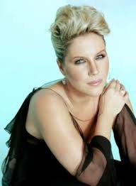 Amazon.com: Shine On Heidi Range