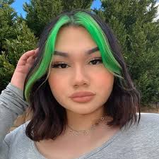 21 Trending E Girl Hairstyles That Ll Turn You Into A Tiktok Queen In 2020 Hair Color Streaks Aesthetic Hair Hair Styles