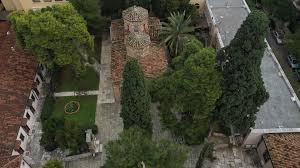 Έχουν υποστεί εγκαύματα σε διαφορετικά. Ert2 Apo Petra Kai Xrono Neos Kyklos Monh Petrakh 28 12 2019 Grafeio Typoy Ert