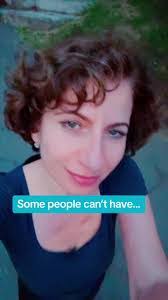 Liza Cooper's Instagram, Twitter & Facebook