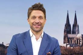 Sie hat sich übrigens noch nie so wirklich beim ultraschall gezeigt. Moderator Florian Ambrosius Hort Bei Guten Morgen Deutschland Auf Gala De
