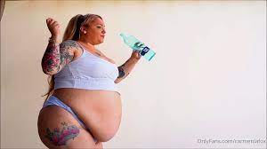 Watch Watery Belly and Ass Expansion - Bbw, Big Belly, Fat Belly Porn -  SpankBang