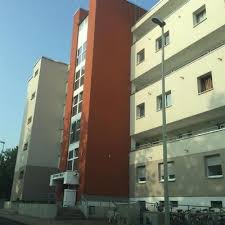 Wohnungen, wgs, zimmer (möbliert und unmöbliert). 5 Zimmer Wohnung Zu Vermieten 53119 Bonn Tannenbusch Lubener Weg 1 Mapio Net