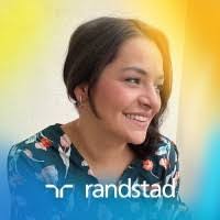 Mariana Lynn's Instagram, Twitter & Facebook