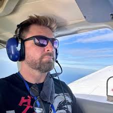 Mike Snelling (@MikeSnelling8)