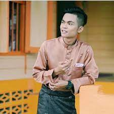 Turut serta ialah ariff bahran, syafiq farhain, andi bernadee. Biodata Penuh Tajul Peserta Big Stage Dan Penyanyi Lagu Sedalam Dalam Rindu Iluminasi