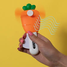 Deti mozu do mixera nahadzat zeleninu, ovocie, vajicka a zacat experimentovat. Oranzova Detska Rucna Veterna Mrkva Hracky Oranzovy Deti Novinky Deti Doplnky A Hracky Divky Deti Doplnky A Hracky Chlapci