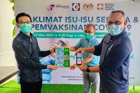 Integriti, pengaduan awam, penjawat awam, agensi awam, jpj abstract public complaint is an expression of public dissatisfactions towards the quality or treatments of services accepted from public officials or agency. Penjawat Awam Mainkan Peranan Sebar Luas Nilai Nilai Positif Kepada Komuniti Utusan Borneo Online