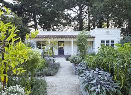 Kitchen Garden Transformation Converting A Tennis Court To An Organic Foodscape Gardenista In 2020 Front Yard Garden Design Front Yard Landscaping Design Front Yard Garden