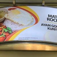 Azirah alyanie 1 year ago. Mat Rock Ayam Goreng Kunyit Putrajaya Putrajaya