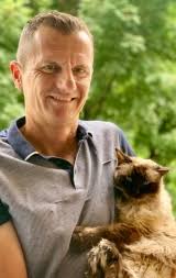 Lara, kat op avontuur