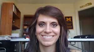 Maggie Nelson, Mary Kay Independent Beauty Consultant was live.