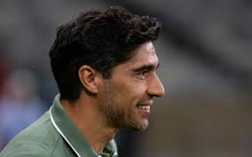 Abel supera novo recorde pelo Palmeiras em meio a especulações sobre  Seleção