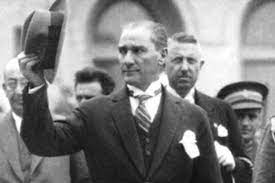 Mustafa kemal atatürk 1881 yılında selânik'te kocakasım mahallesi, islâhhâne caddesi'ndeki üç katlı pembe evde doğdu. Ataturk Un Hayati Dogumu Ve Olumu Hakkinda Bilgiler Mustafa Kemal Ataturk Un Hayati Galeri Yasam
