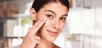 What is a Facial Cleanser & How to Use It?