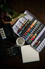 While A Number Of Paint Sets Focus On Your Own Presence Of Mind To Navigate Color Mixing This One Removes Paint Sets Watercolour Painting Watercolor Paint Set
