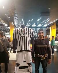 Via giuseppe garibaldi 4/e 10122 turin italy. Juventus Store Picture Of Juventus Store Turin Tripadvisor