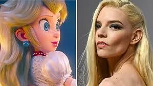 Tim Croston's Instagram, Twitter & Facebook