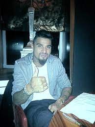 La madre, christine rahn, è nipote del calciatore tedesco helmut rahn, mentre il padre, prince boateng, è fratello del calciatore ghanese robert boateng. Christine Rahn Christinerahn Twitter