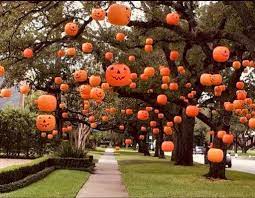 20 Fancy Halloween Decoration Ideas For This Season Halloween Decorations 20 Fancy Ha Halloween Outdoor Decorations Outdoor Halloween Halloween Party Decor