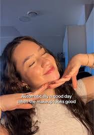 Kayla Kauffman's Instagram, Twitter & Facebook