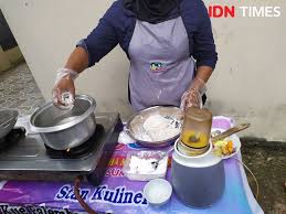Kamu juga bisa menjual makanan hits ini lho. Cara Membuat Celimpungan Makanan Khas Palembang Dijamin Maknyos