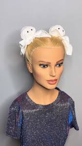 Spooky Halloween Hair Tutorial: Mannequin Laura