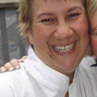 Lizette Beard's Instagram, Twitter & Facebook