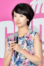 画像2 7 波瑠 美脚チラ見せに めっちゃ可愛い の声殺到 女優 波 瑠 女性モデル 美しい女の子
