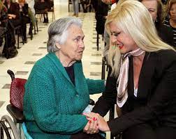 9,909 likes · 2,202 talking about this. Mhnyma Ths Marinas Patoylh Stayrakh Me Aformh Thn Pagkosmia Hmera Gia Thn Trith Hlikia Maroysi24