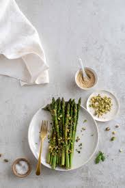 Asperges Vertes Pistaches Gingembre Et Ail Roti Recette Asperge Verte La Cuisine De Sophie Pistache