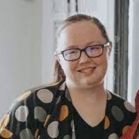 Bethany Pettit's Instagram, Twitter & Facebook