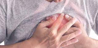 Pot fi multe motivele pentru care simti aceste intepaturi. Te Inteapa Inima Afla Care Ar Putea Fi Cauza