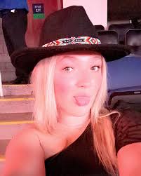 Bailey (@bailey.hensley) • Instagram photos and videos