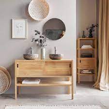 Nos meuble de salle de bain, nos meubles sous lavabo, et nos meubles de les meubles de profondeur 35cm pour les petits espaces, les colonnes de salle de bains, pour maximiser le rangement, ou encore les meubles double vasque, tout y est ! 17 Meubles En Bois Massif Pour La Salle De Bains