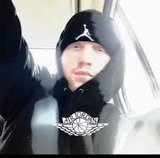 Why doesn't Black Ops show online players?