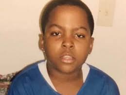 Tmz Guess Who This Young Man Turned Into Before This American Born Boy In Blue Was Discovered On Myspace And Signed To A View More Young Man Guess