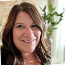 Yesterday at the 2022 AARC Opening Ceremonies I was inducted as a Fellow of  the American Association for Respiratory Care. I was humbled to be  nominated and selected and to stand with