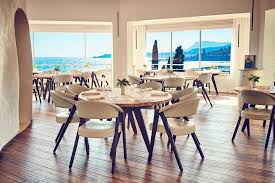 30, avenue aristide briand, menton, 06500, france. Apres Plusieurs Mois De Travaux Il Est Mauro Colagreco Restaurant Mirazur ÙÙŠØ³Ø¨ÙˆÙƒ