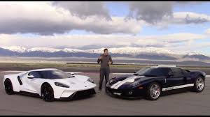 When the new gt was first shown off, everyone expressed their dismay at the fact that it's only powered by a v6 engine, instead of the old car's v8. 2017 Ford Gt Vs 2005 Ford Gt The Comparison Test Autotrader