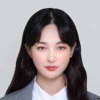 Ellen Cho's Instagram, Twitter & Facebook