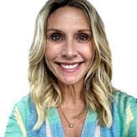 Debbie Feeley's Instagram, Twitter & Facebook