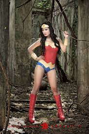 The game changes the moment she remembers who she is. Wonder Woman By Kuugadave On Deviantart