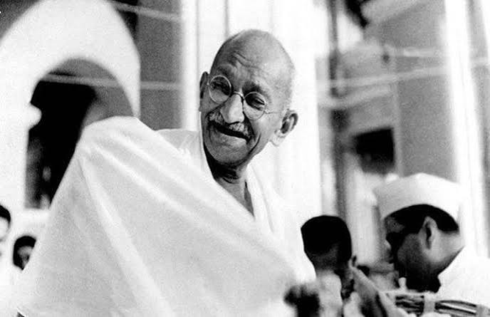 शहीद दिवसः पांच बार पहले भी हो चुकी थी महात्मा गांधी की हत्या की कोशिश, जानें क्या थे आखिरी शब्द | Jansatta