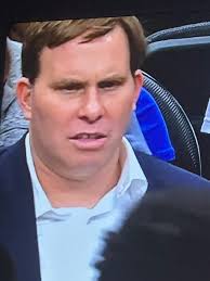 jay chase (@misterbutton)