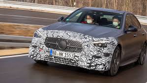 Der mercedes sl geht in eine neue richtung: Erste Mitfahrt Mercedes C Klasse W206 Auto Motor Und Sport