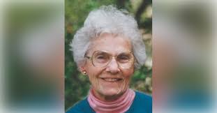 Mary Charbonneau's Instagram, Twitter & Facebook